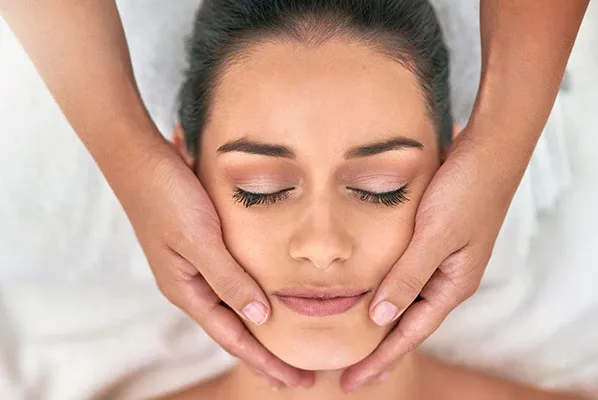 Relaxing facial massage during a HydraFacial in Bolingbrook, IL